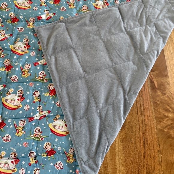 Weighted blanket for toddler - Picture 3 of 5